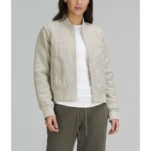 Lululemon Non-Stop Reversible Insulated Bomber Jacket Size 10 Beige Zip Pockets